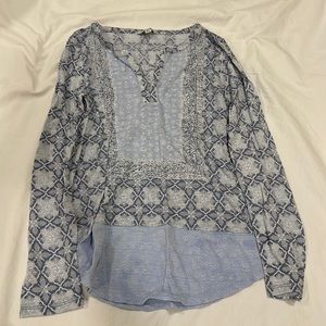 Like new lucky brand top